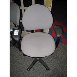 Steelcase Task Chair With Telescopic Arms