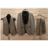 Image 1 : Gray Tuxedo w/ Jacket, Vest & Pants, AU63 Size M