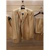 Image 2 : Gold Tuxedo w/ Jacket, Vest & Pants, MRS-12 Size M