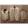 Image 1 : Off-White Tuxedo w/ Jacket, Vest & Pants, AU59PUTI Size YAS (chest 98cm, waist 72cm)