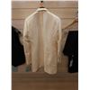 Image 3 : White Tuxedo w/ Jacket, Vest & Pants, AU64 Size YAM (chest 101cm, waist 75cm)