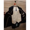 Image 2 : Elle Marriage Navy Tuxedo w/ Jacket, Vest & Pants, TIMEO Size YAS (chest 98cm, waist 72cm)