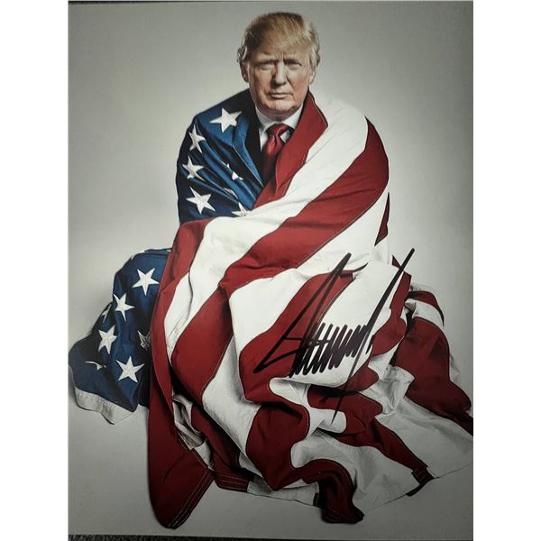 US President Donald Trump signed photo