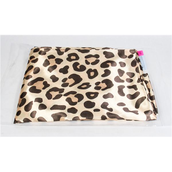 NEW 2PCE LEOPARD PRINT 100% POLYESTER PILLOWCASES