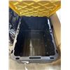 Image 2 : 4 LARGE BLACK TOTES WITH YELLOW LIDS