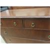 Image 8 : Antique Dresser 36'' x 40'' x 20'' Plus Mirror 27'' x 