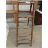 Image 2 : Wood Step Ladder 