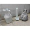 Image 2 : Vases and Silk Flowers 