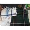 Image 2 : Linens: Table Cloths, Pot Holders, Mitts, Blankets & More 