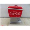 Image 2 : Coca-Cola: Cookie Jar, Tip Trays,Collector Tin with Chapstick,