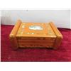 Image 8 : Humidor Cigar Box, Carved Owl with Brush, Trinket Box 