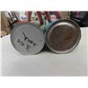 Image 8 : 5 Oil Cans: 1 Liter, Quaker State, Gulf, Esso, 1 with Product 