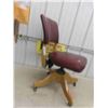 Image 1 : Vintage Swivel Leather Office Chair 