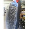 Image 2 : 60'' Wide Mattress & Box Spring 
