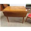 Image 2 : 6pce Kitchen Set: Buffet 37'' x 42'' x 18'' , Drop Leaf Table 