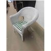 Image 2 : Sunroom Wicker Chair 