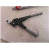 Image 2 : 2 Grease Guns, 2 Riveters 