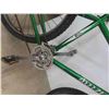 Image 8 : Breeze Variable Speed 25'' Pedal Bike 