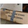 Image 2 : 1000lbs Engine Stand New in Box 