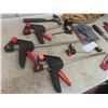 Image 2 : Quick Clamp, Hammer, Level, Square, Nail Puller & More 