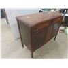 Image 2 : Dresser/Buffet 37'' x 44'' x 20'' 