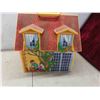 Image 2 : Playmobile Take Along Dollhouse with Accessories 