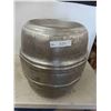 Image 1 : Aluminum Shea's Winnipeg Keg 19'' H x 15'' Diam 