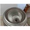 Image 2 : Aluminum Shea's Winnipeg Keg 19'' H x 15'' Diam 