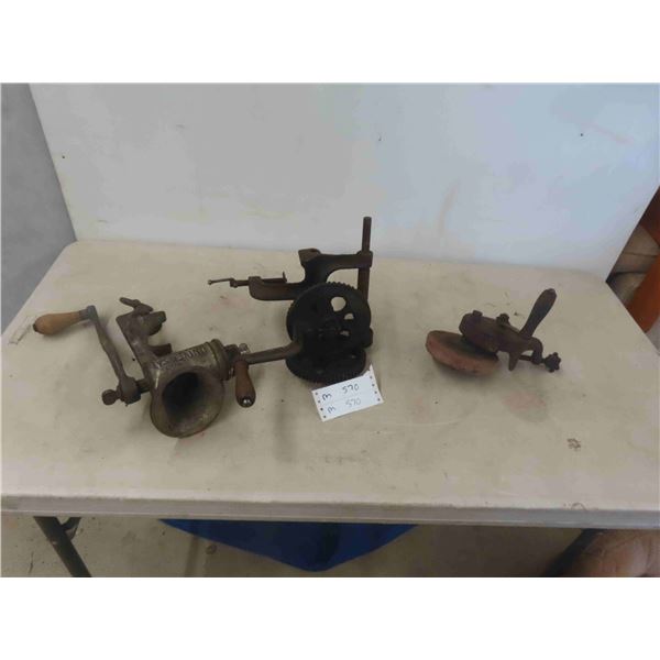 2 Hand Crank Grinders, Meat Grinder 