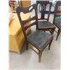 Image 2 : 5 Wood Kitchen/Dining Room Chairs. All Same Age 