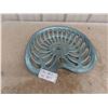 Image 1 : Cast Maxwell Implement Seat 