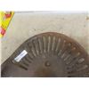 Image 2 : Cast Implement Seat 