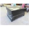 Image 2 : Metal Tool Chest 15 1/2'' x 30'' x 17'' 