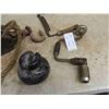 Image 2 : Rope Pulley, Draw Knife & More 