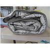 Image 2 : 8'x 10' BLACK WHITE AND GREY - New or Store Return  