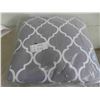 Image 1 : Linenspa Comforter Duvet Insert Queen Grey/White Down 
