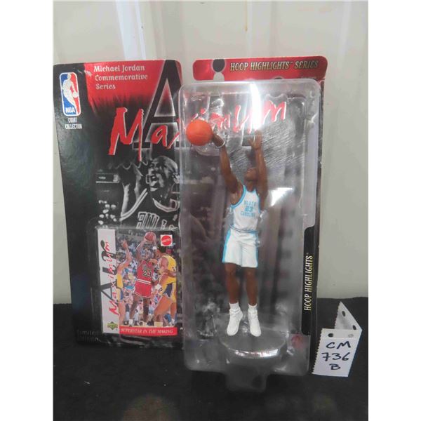 Michael Jordan Figure and Upper Deck Card 