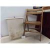 Image 1 : Painted Wood Cabinet 21'' x 17'' x 6 1/2'' 