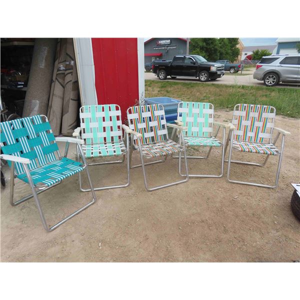 5 Vintage Fold Up Lawn Chairs 