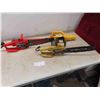 Image 1 : Electric: Homelite 12'' Chainsaw, Remington 14'' Chainsaw, 