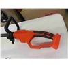 Image 3 : Black and Decker 20V Cordless Weed Trimmer with Charger 