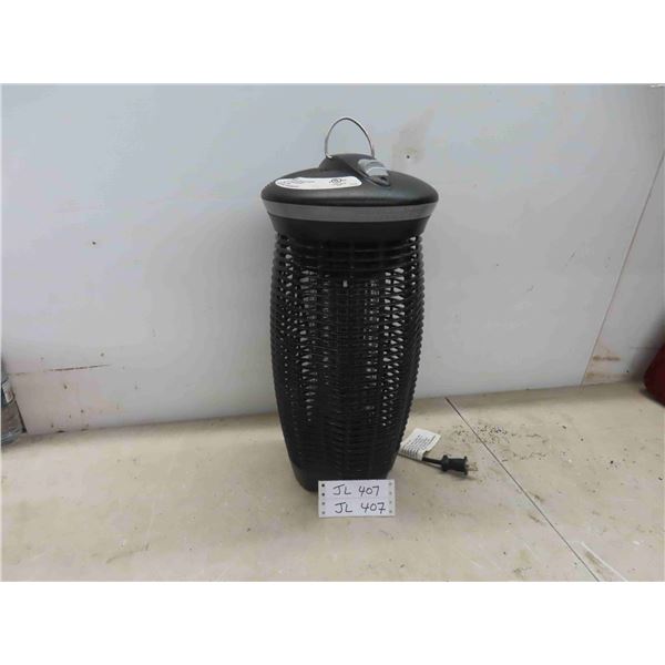 Kaz Stinger UVB 451 40 Watts Bug Zapper, Covers 1 Acre. 