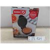 Image 1 : New Dash Mini Waffle Maker 