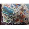Image 2 : 2600 Canada Stamps Various Years 