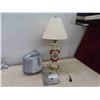 Image 1 : Lamp with Shade 27'' Tall , Black and Decker Fruit/Veggie
