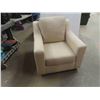 Image 1 : Leather/Leather-Style Living Room Chair 