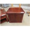 Image 2 : Coffee Table 22'' x 22'' x 25'' , End Table 18'' x 47'' x 27'' 