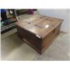 Image 2 : Rustic Coffee Table with Double Hinged Top for