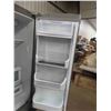 Image 8 : Frigidaire Professional Stainless Side by Side with