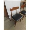 Image 2 : 2 Matching Chairs 